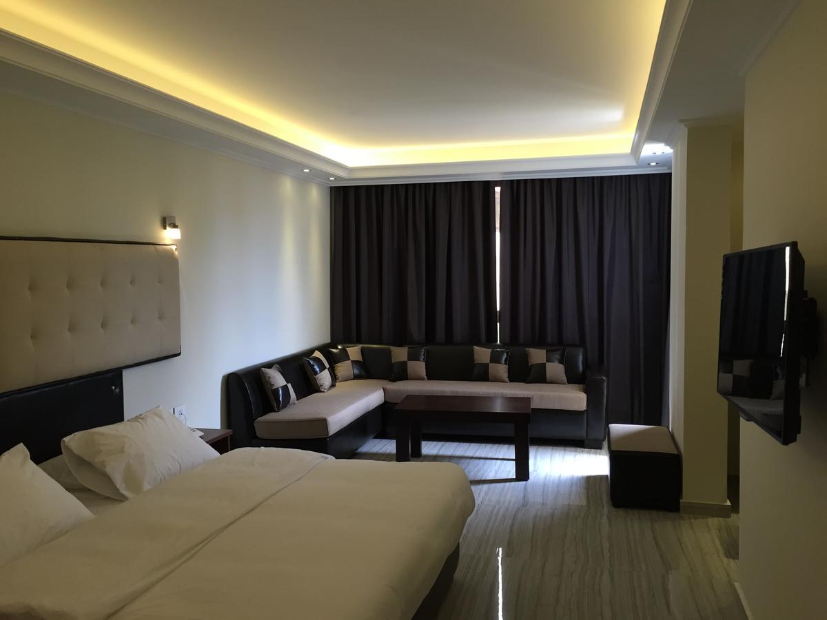 Aphrodite Hotel Tabarja Bilik gambar