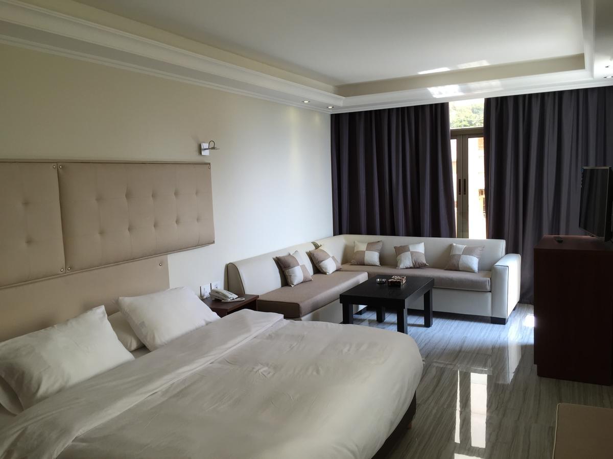 Aphrodite Hotel Tabarja Luaran gambar